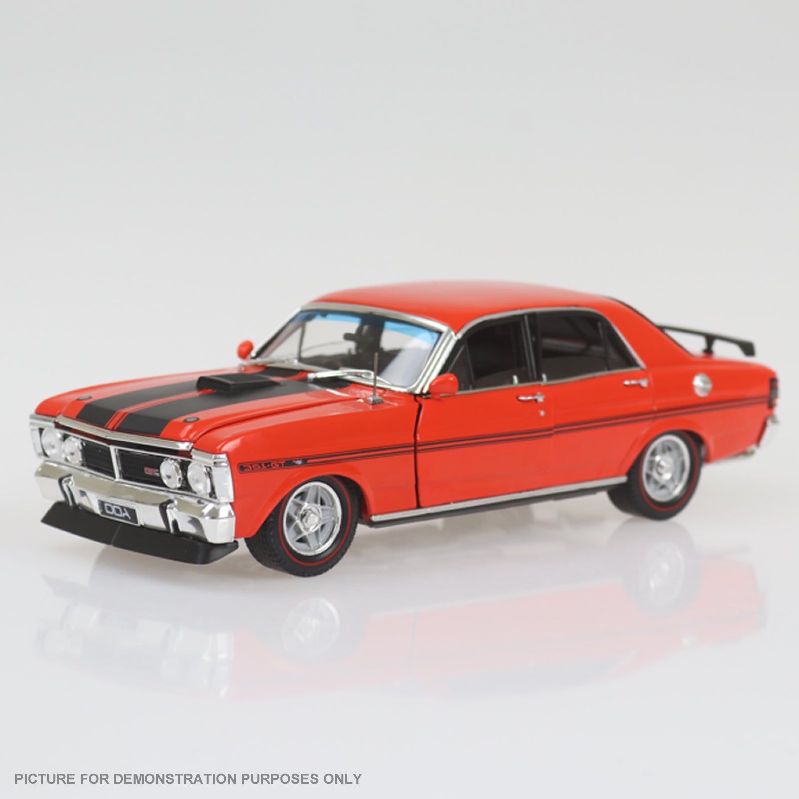 DDA Collectibles Series - 1:24 Vermillion Fire 1971 Ford Falcon XY GTHO Phase III